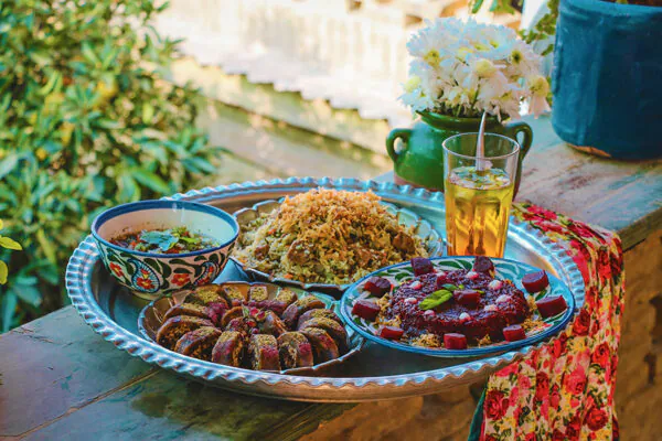 5 خورشت خوشمزه و مجلسی برای پذیرایی از مهمانان خاص