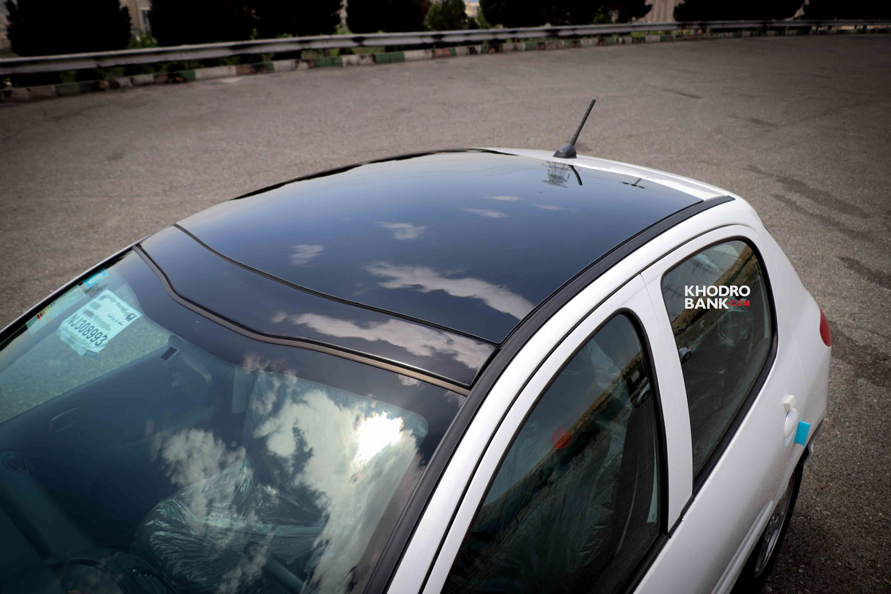 207 سقف شیشه ای