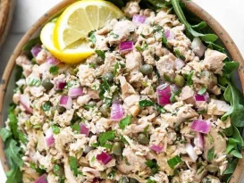 طرز تهیه سالاد با تن ماهی