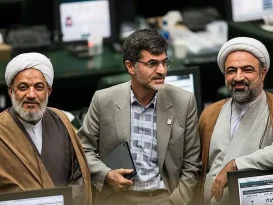 استعفای ۴۳ نماینده مجلس